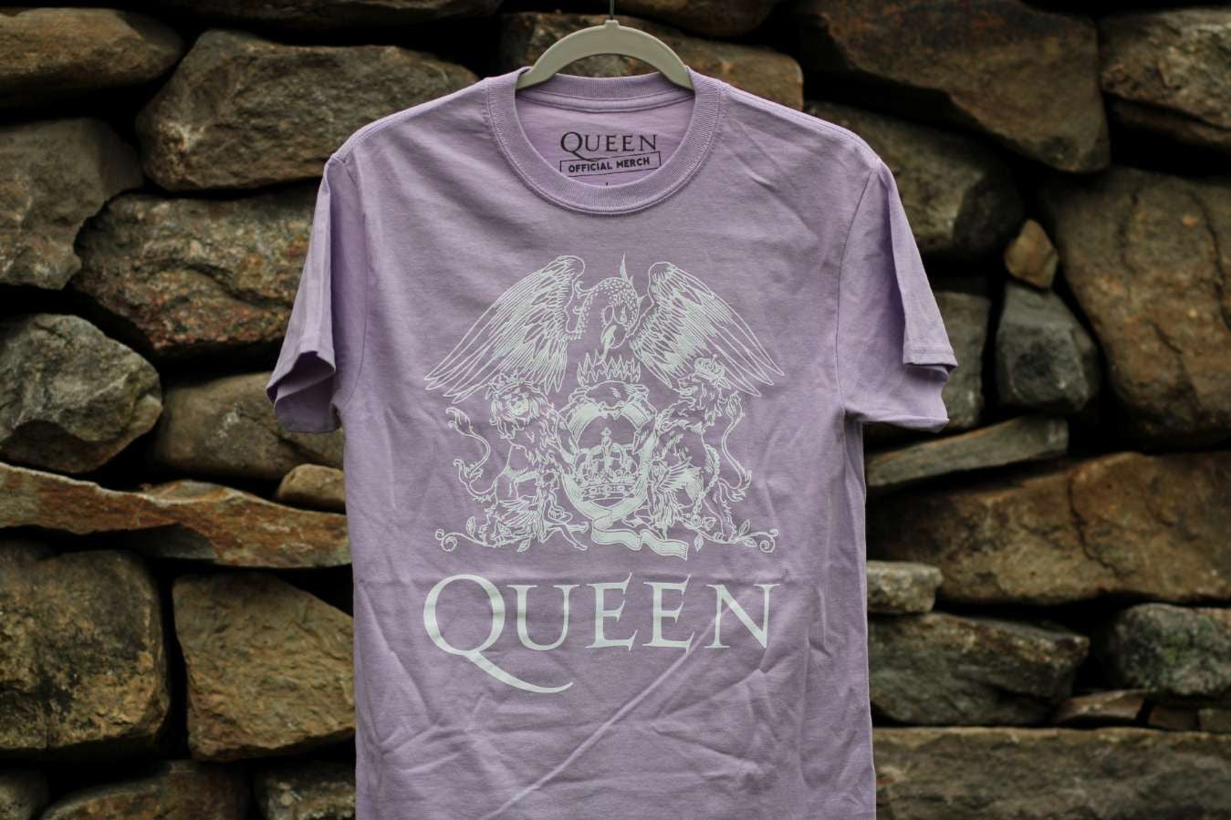 QUEEN ON LAVENDER